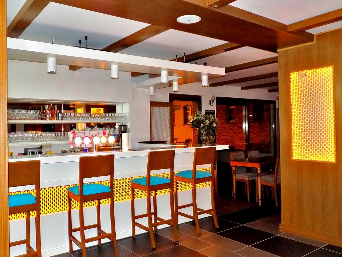 Fly Inn Hotel Lounge Machelen Exterior foto